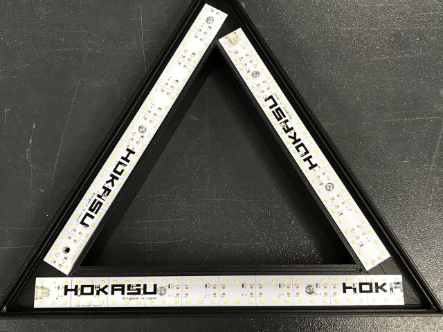 Modular lamp HOKASU Delta