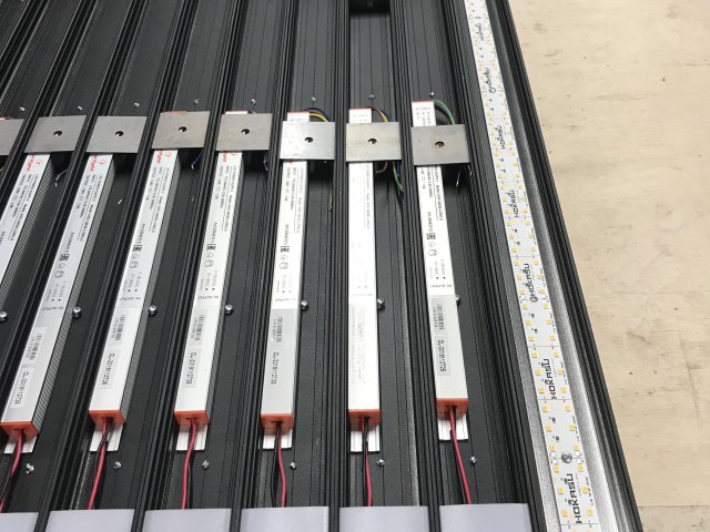 Linear lamp HOKASU S50 U&D