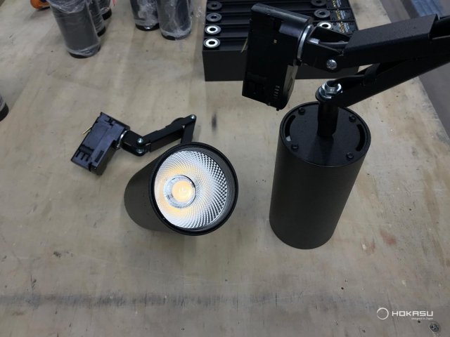 Track lamp HOKASU Tube HIDE TR4